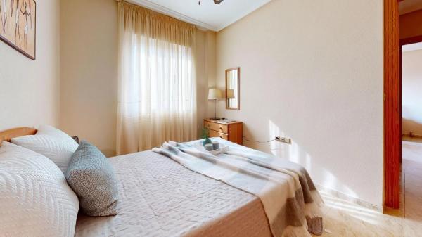 Piso en calle Diego Montesinos