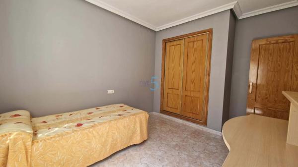 Chalet en Los Montesinos