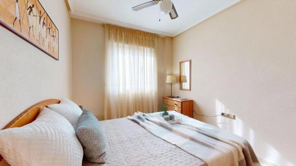 Piso en calle Diego Montesinos