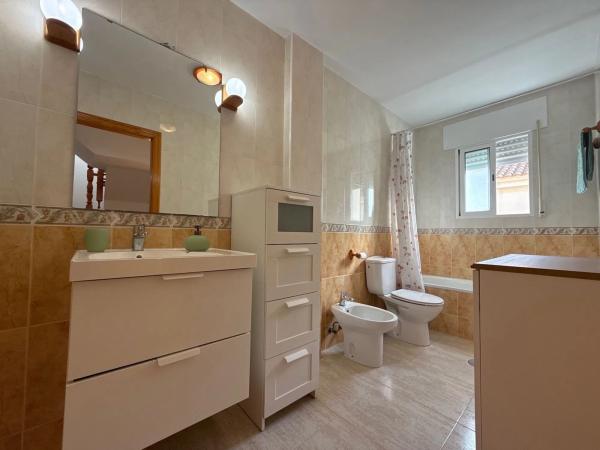 Casa de pueblo en calle Francisco Quevedo