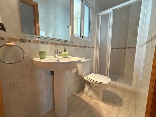 Casa de pueblo en calle Francisco Quevedo