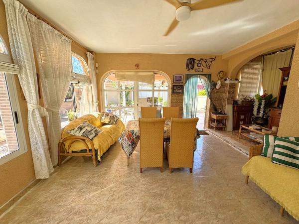 Casa independiente en calle Lope de Vega, 44 a