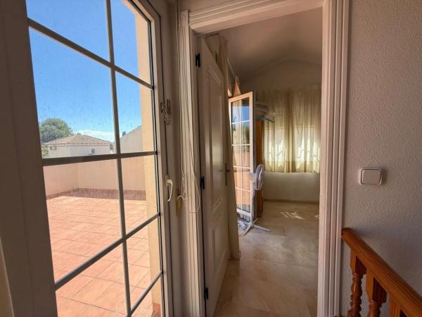 Chalet en calle Anfora, 37