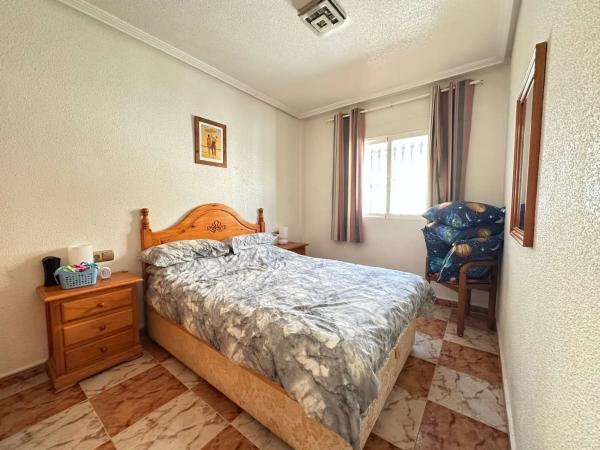 Chalet adosado en calle Estaca