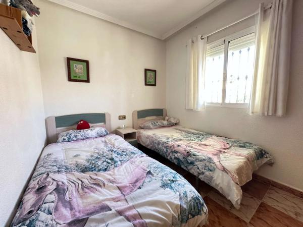 Chalet adosado en calle Estaca