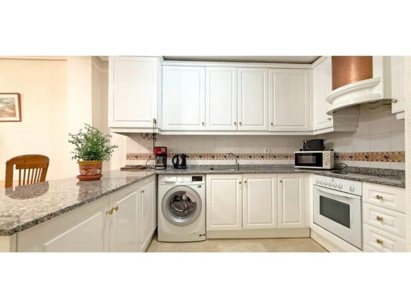 Piso en calle Tomás Bretón