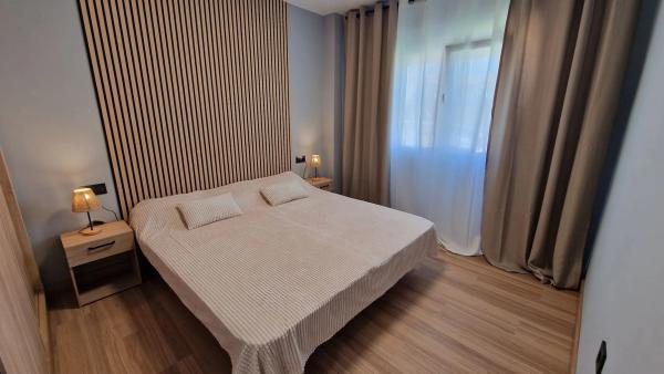 Chalet adosado en calle Pico Lobo, 4 a