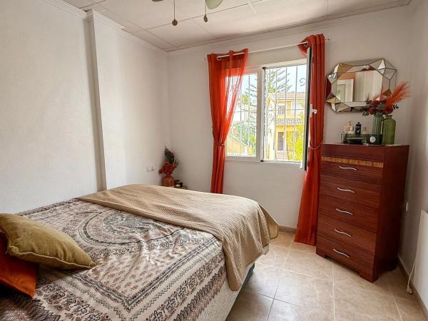 Casa independiente en calle la Parranda, 4