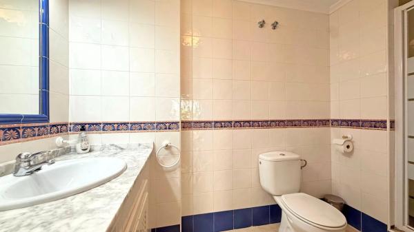 Piso en calle Tomás Bretón, 16