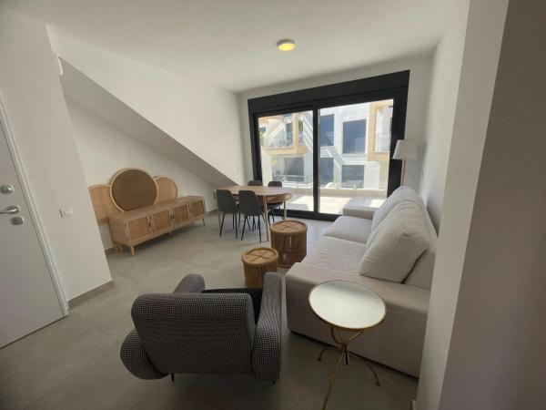 Dúplex en Barrio Villamartín-Las Filipinas