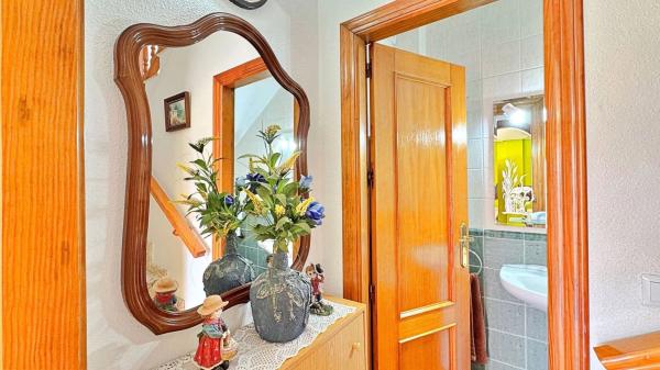 Chalet adosado en calle Torre