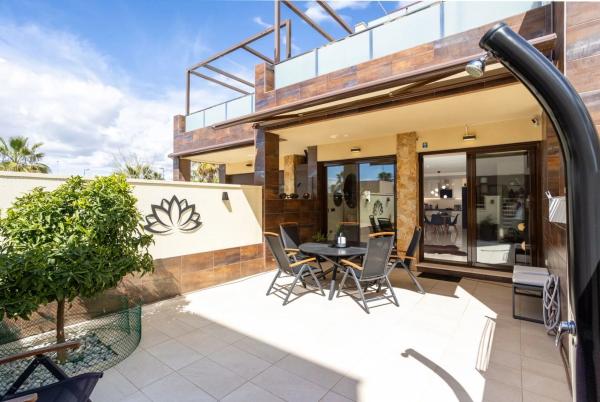 Chalet adosado en calle Parque Antonio Gálvez