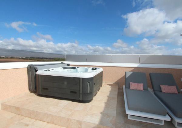 Ático en CL Iris, 33