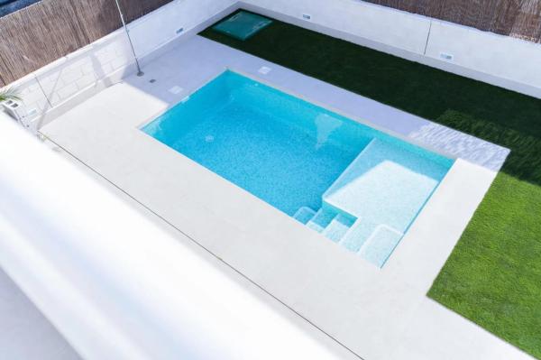 Casa independiente en calle Ciudad de Valencia