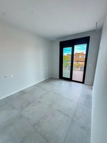 Piso en calle Titanic, 2