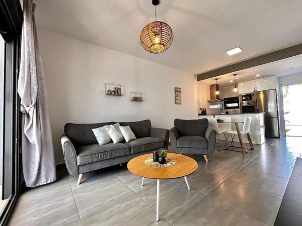 Chalet en Zona Pueblo