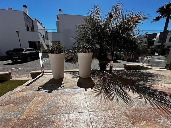 Chalet en Zona Pueblo