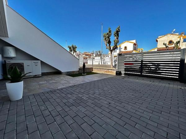 Chalet en Zona Pueblo