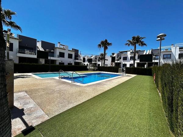 Chalet en Zona Pueblo