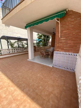 Chalet pareado en calle Pedro Sánchez, 123