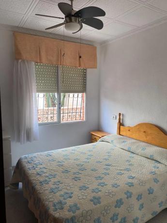 Chalet pareado en calle Pedro Sánchez, 123