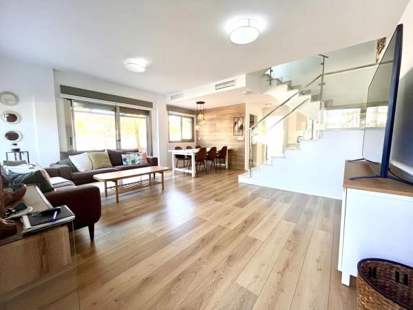 Chalet en Mil Palmeras