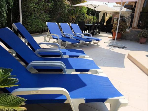 Casa independiente en avenida de las hierbas