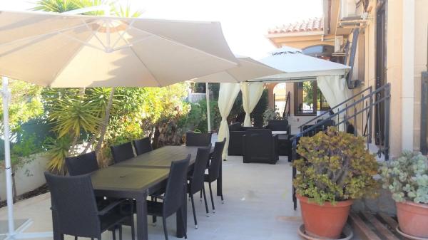 Casa independiente en avenida de las hierbas