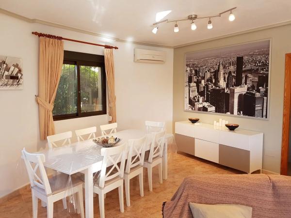 Casa independiente en avenida de las hierbas