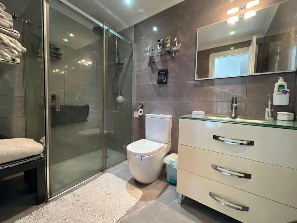 Casa de pueblo en avenida Río Llobregat