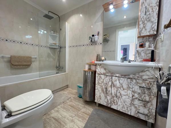 Casa de pueblo en avenida Río Llobregat