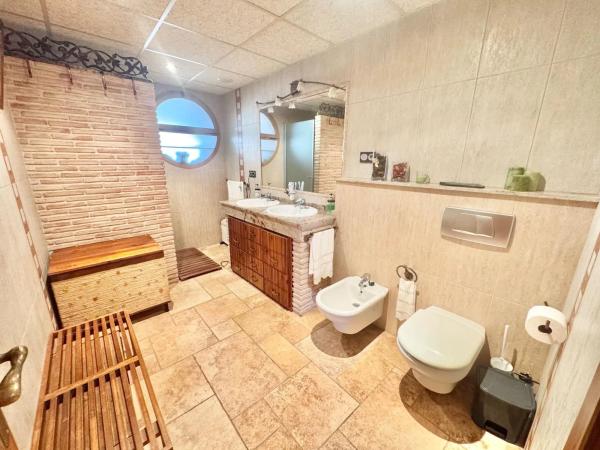 Casa independiente en calle Calderón Barca