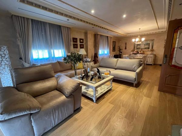 Casa independiente en camino Cantalobos s/n