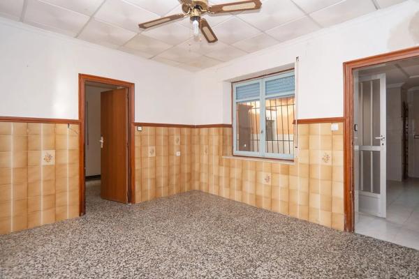 Chalet pareado en calle Arriba