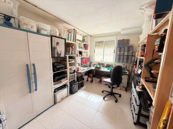 Casa independiente en calle Rubi