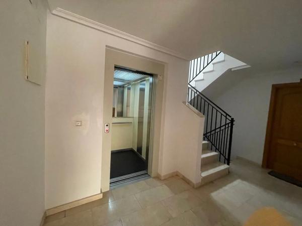 Piso en CL Tierno Galvan, 15