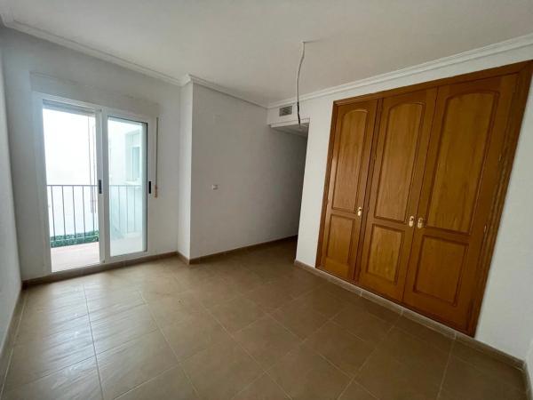 Piso en CL Tierno Galvan, 15