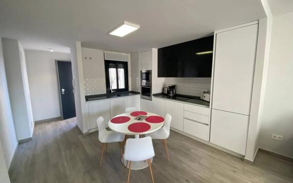 Casa independiente en calle lo Aguirre, 10 -34