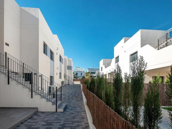 Casa independiente en calle lo Aguirre, 10 -34