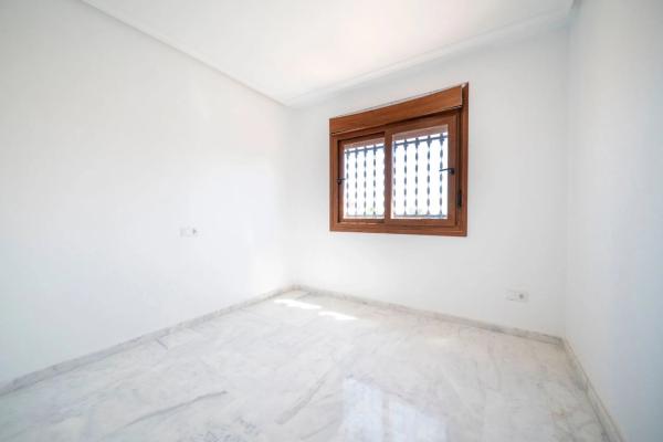 Chalet pareado en calle Los Torregrosas, 22