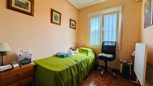 Chalet en San Miguel de Salinas