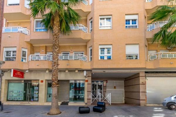 Piso en Barrio Centro - Muelle Pesquero