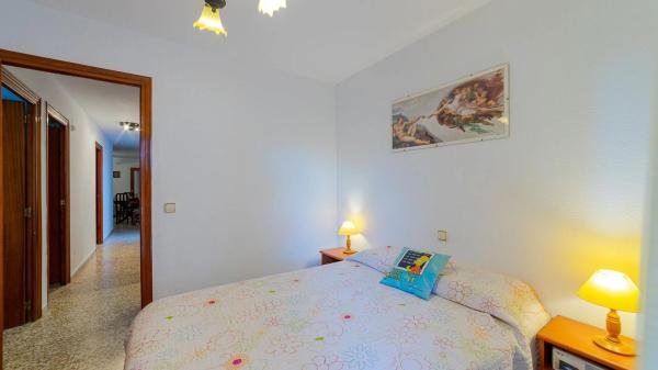 Piso en calle San Miguel de Salinas, 9