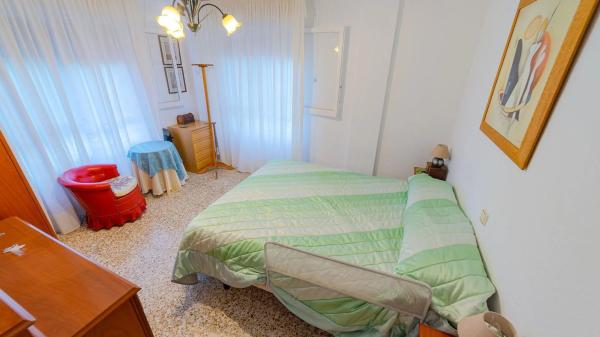 Piso en calle San Miguel de Salinas, 9