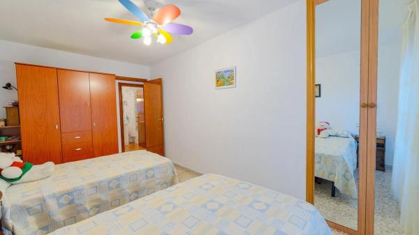 Piso en calle San Miguel de Salinas, 9