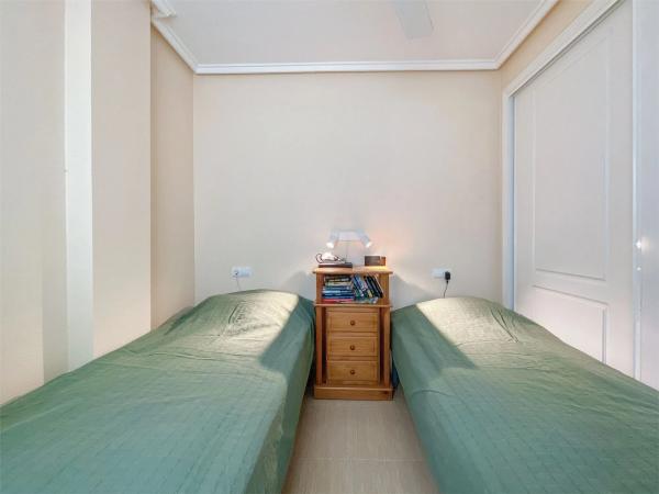 Piso en calle Benacantil