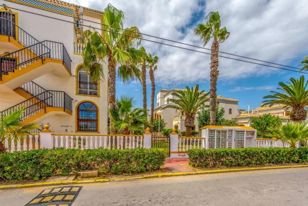 Piso en calle Geraneos