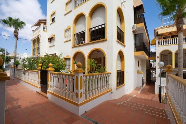 Piso en calle Geraneos