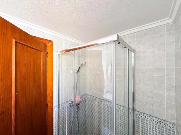 Chalet pareado en Residencial Parque de las Naciones