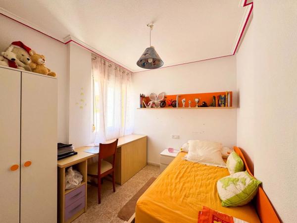 Chalet pareado en Residencial Parque de las Naciones